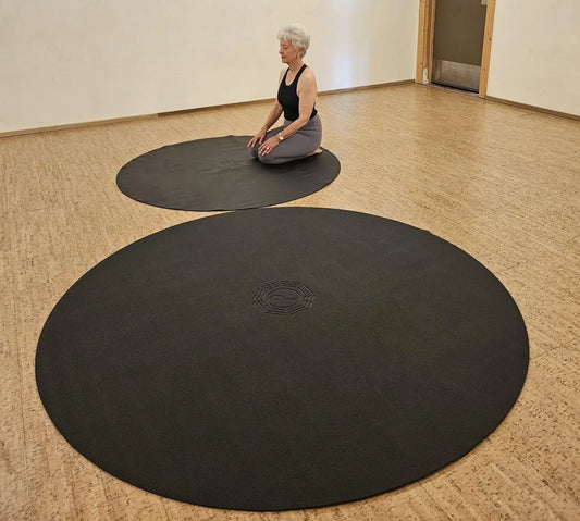 Premium Round Yoga Mat For Meditation And Tai Chi Practice