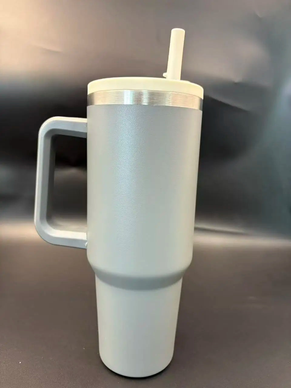 Double Wall Insulated Stainless Steel Tumbler With Handle And Straw
